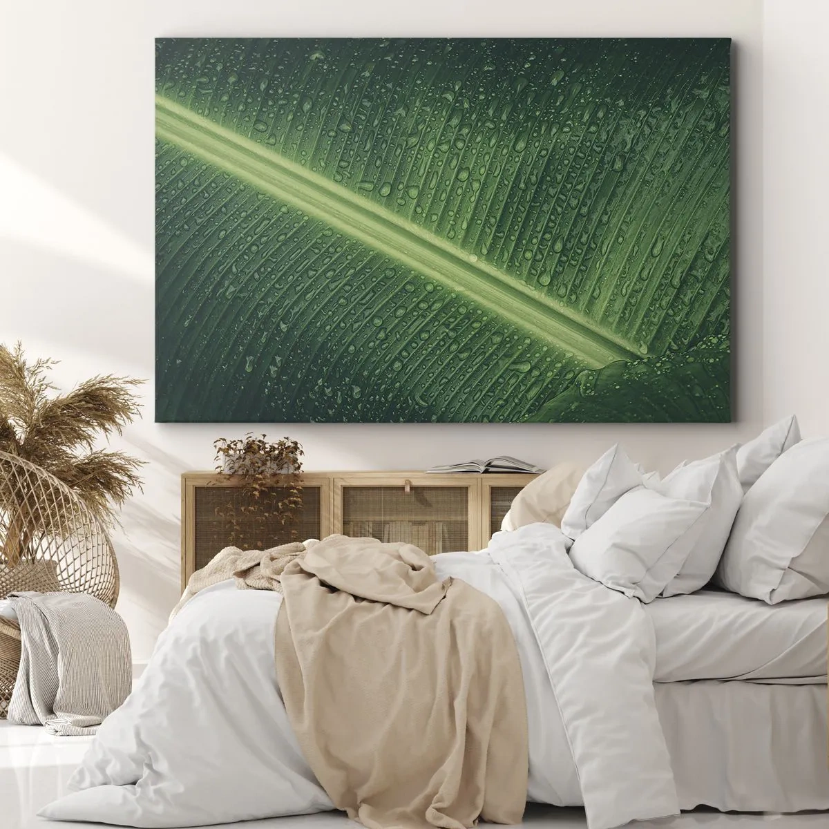 Canvastavla - Bild på duk - Ett grönt blad med vattendroppar på ytan - 70x50cm - Grönskans struktur - Modern väggdekoration för vardagsrum och sovrum ARTTOR