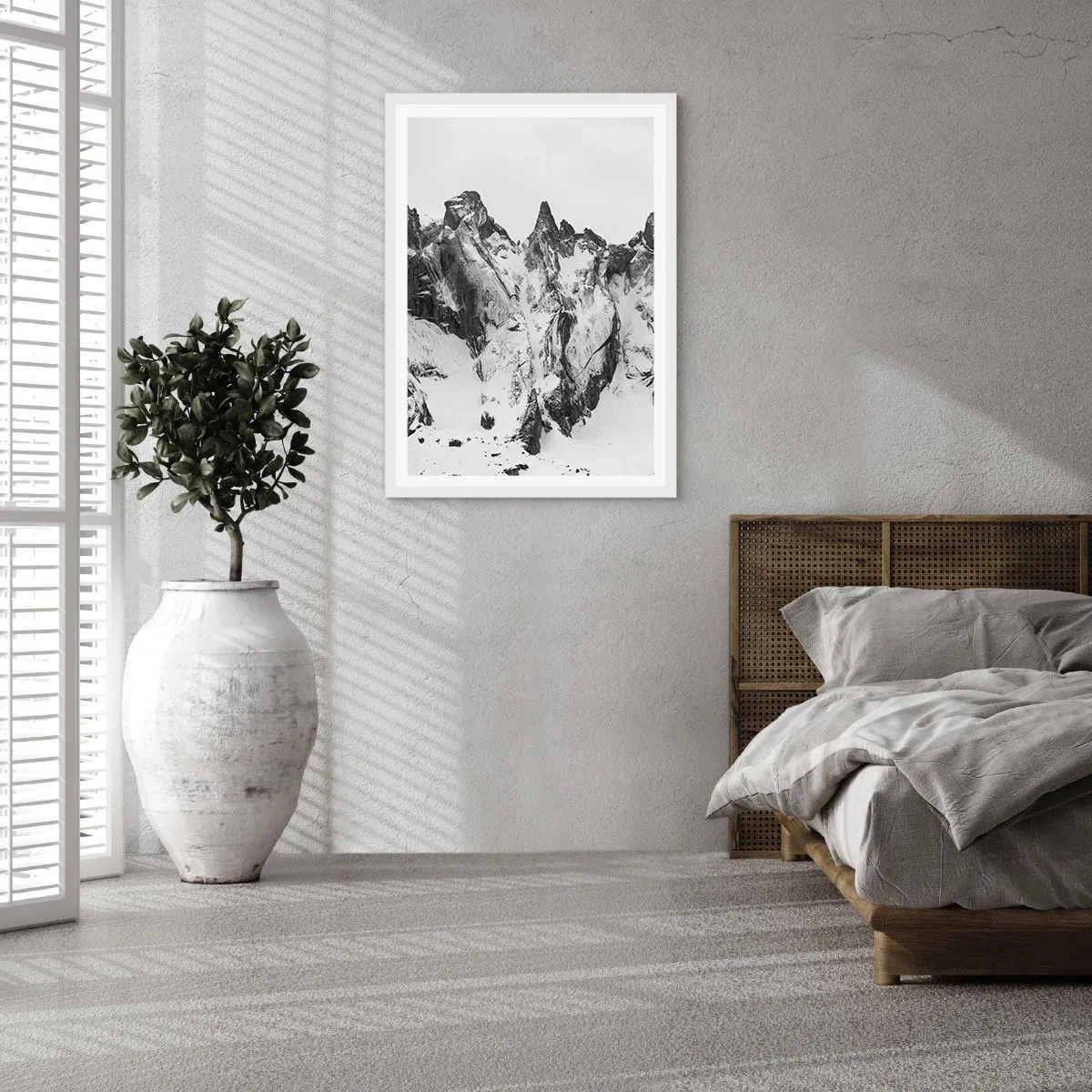 Affisch i vit ram - Granitfarlig bergsrygg - 61x91 cm