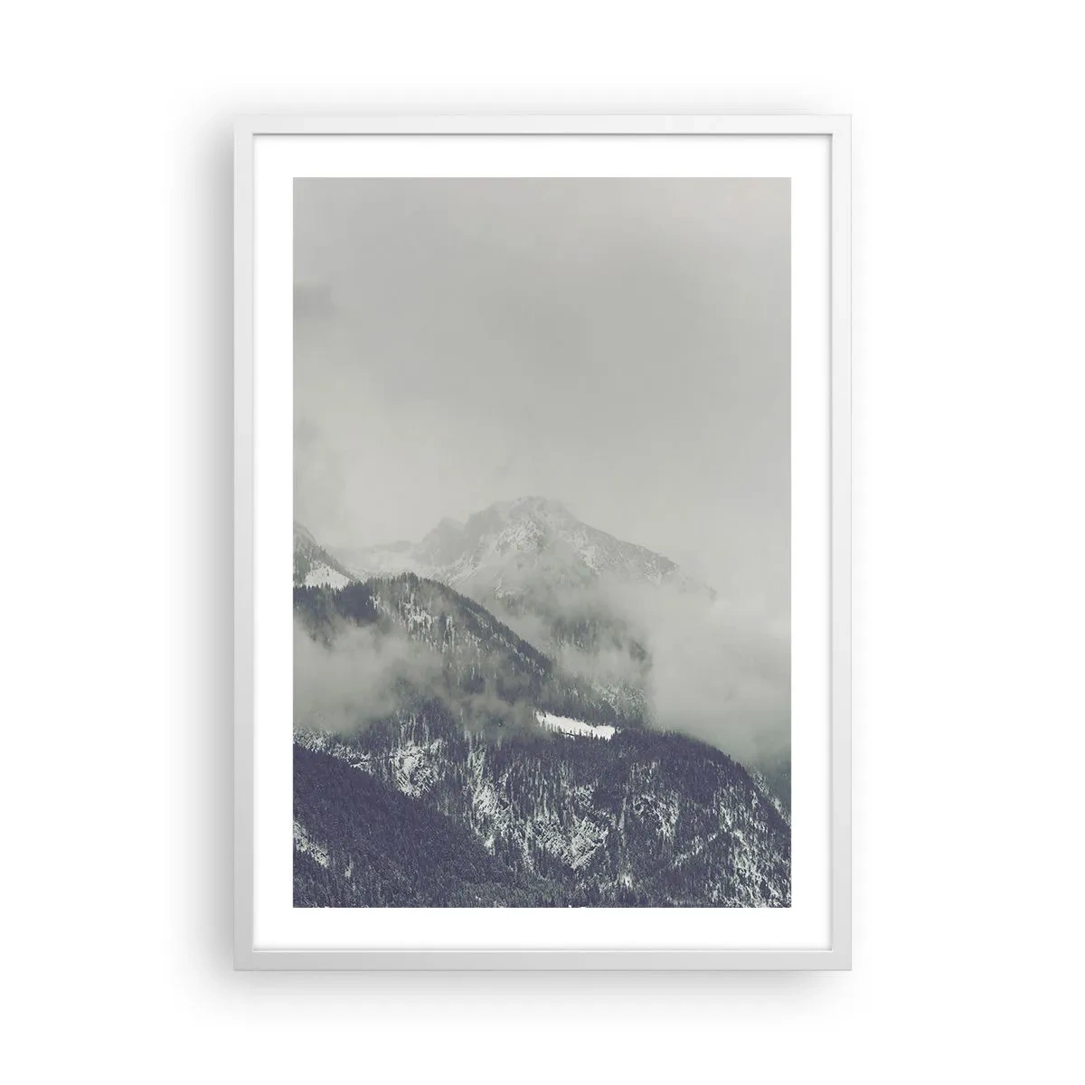 Affisch i vit ram - Dimmig dal - 50x70 cm