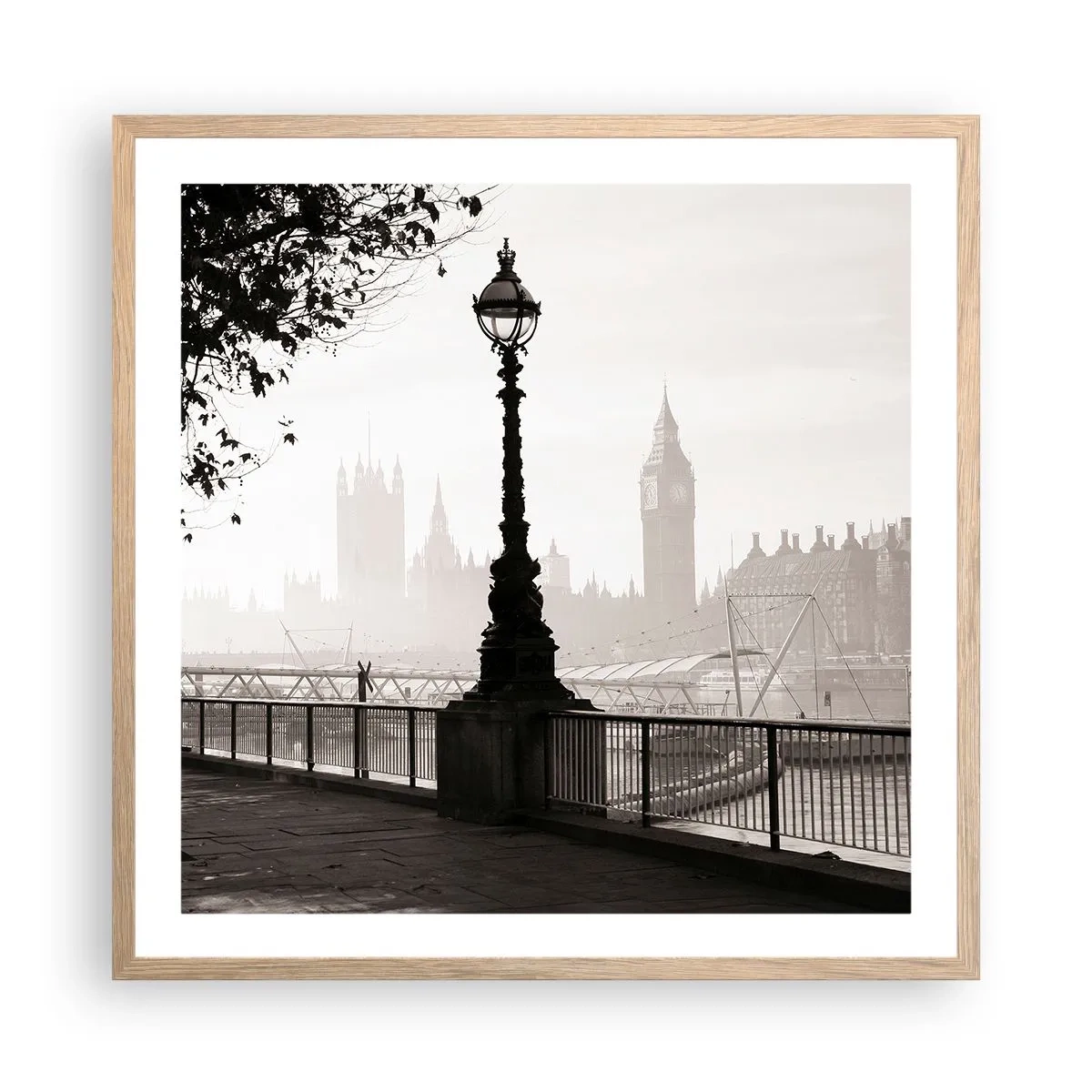 Affisch i ram av ljusek - Morgon i London - 60x60 cm