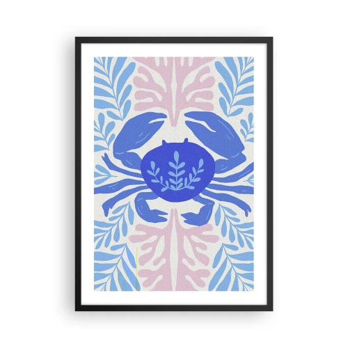 Affisch i svart ram - En dekorativ blå krabba omgiven av havsväxter. - 50x70cm - Som en havsblomma - Modern väggdekoration för vardagsrum och sovrum ARTTOR