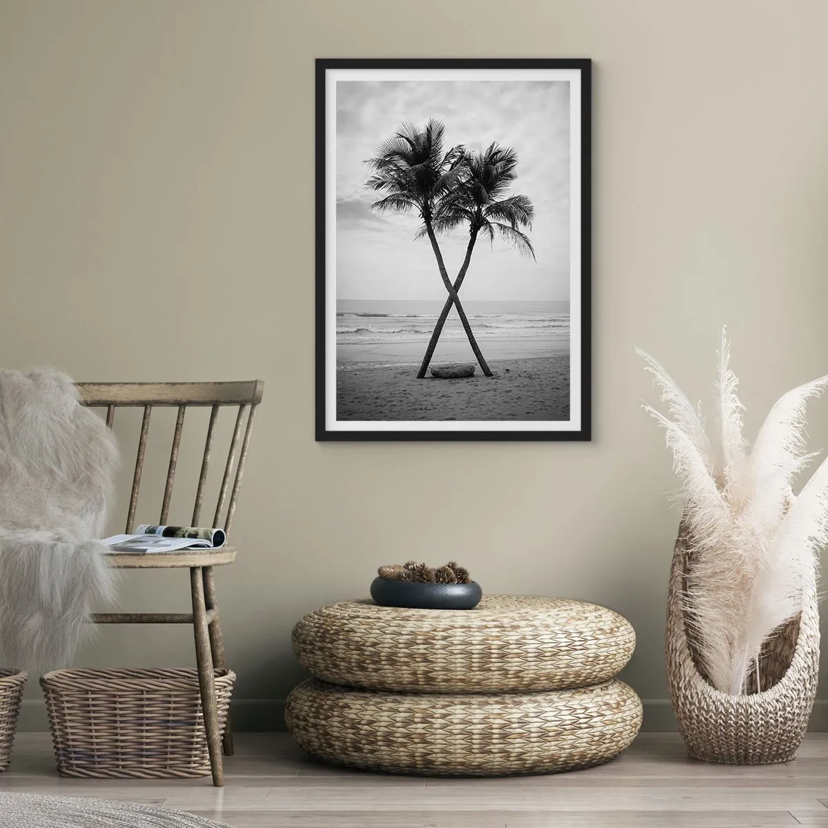 Affisch i svart ram - Ömsint närvaro - 70x100 cm