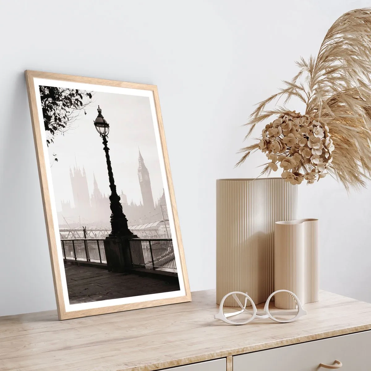 Affisch i ram av ljusek - Morgon i London - 50x70 cm