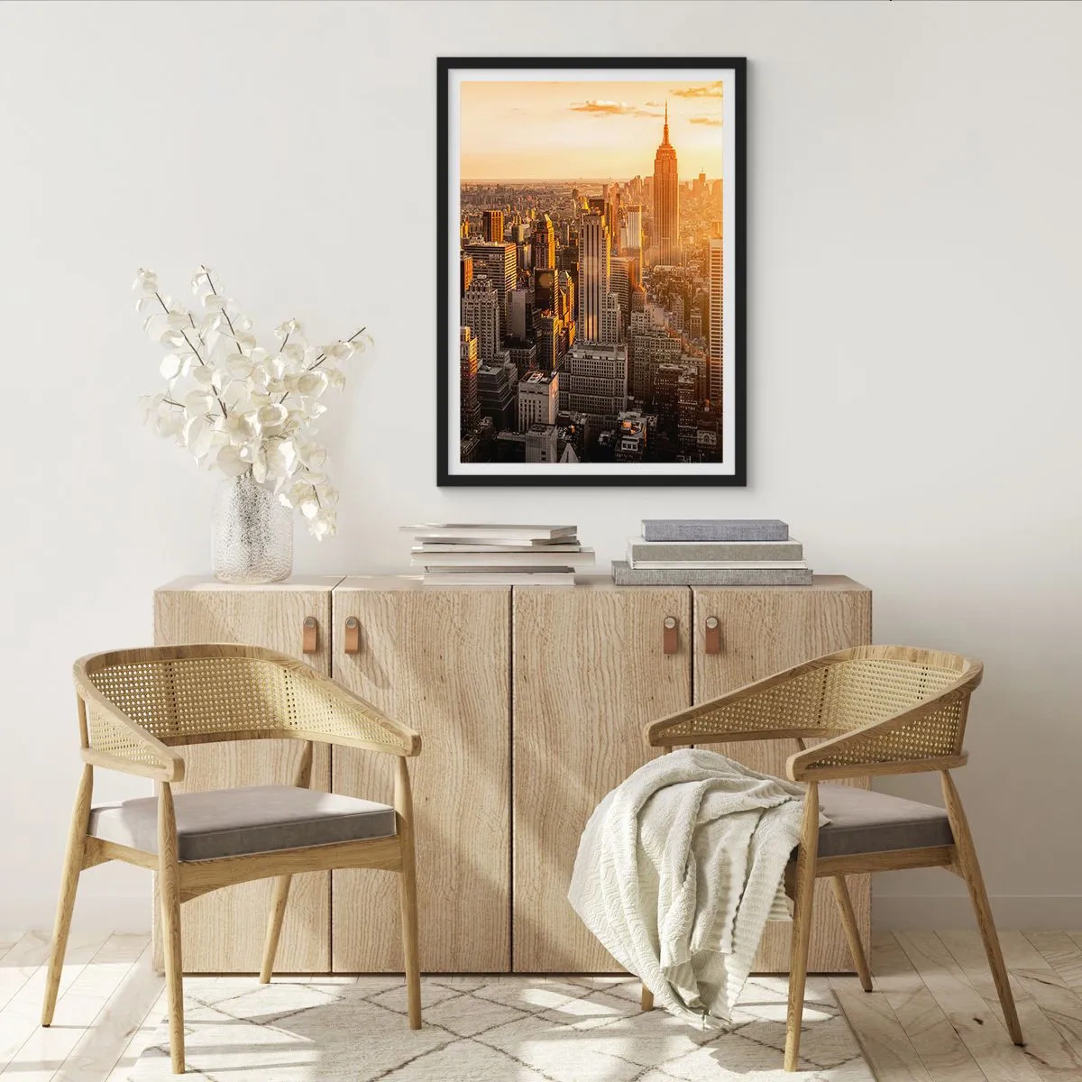 Affisch i svart ram - Manhattans silhuett i solnedgången från Empire State Building - 50x70cm - Växa i solskenet - Modern väggdekoration för vardagsrum och sovrum ARTTOR