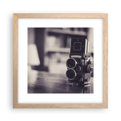 Affisch i ram av ljusek - Ett gammalt fotografis magi - 30x30 cm