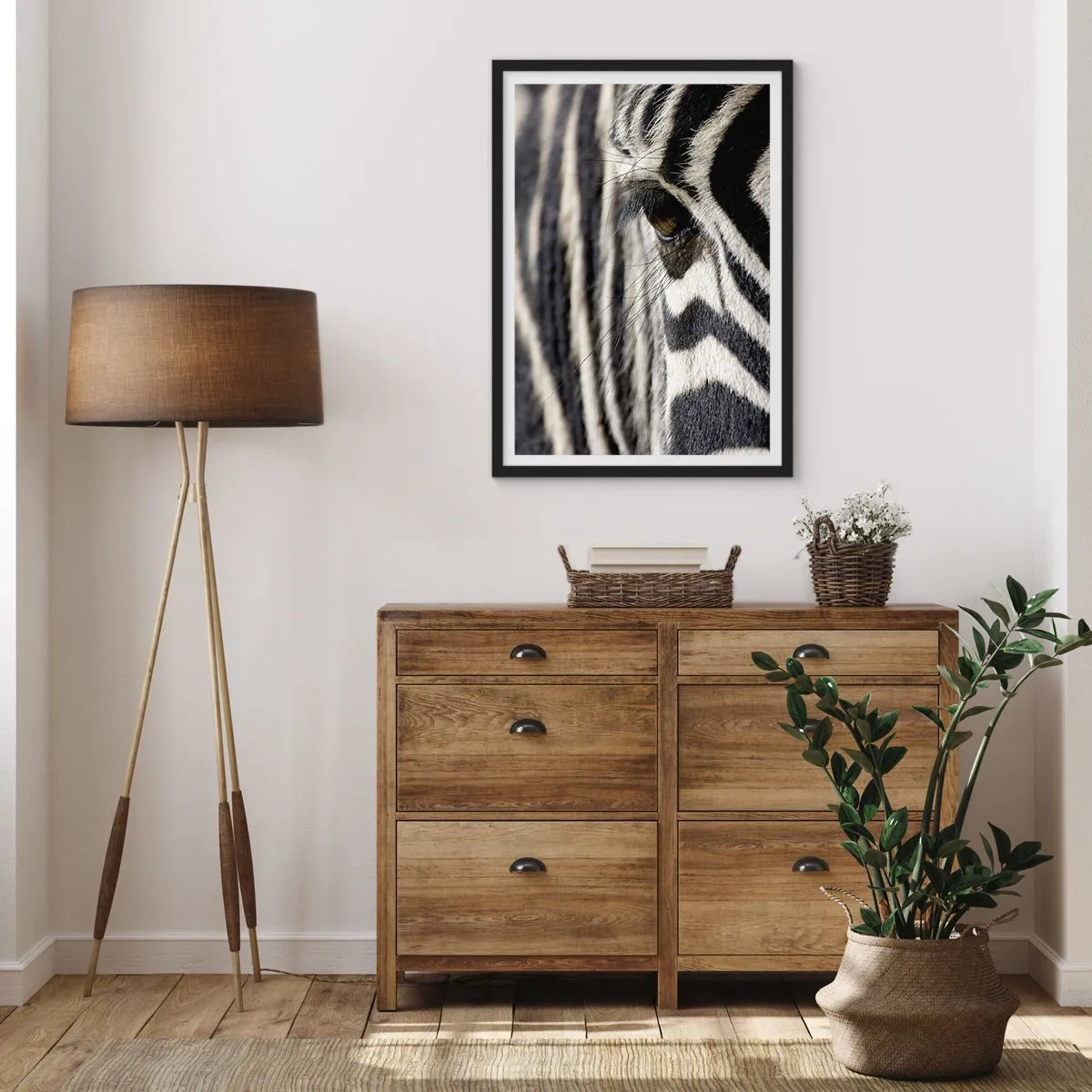 Affisch i svart ram - Randig porträtt - 61x91 cm