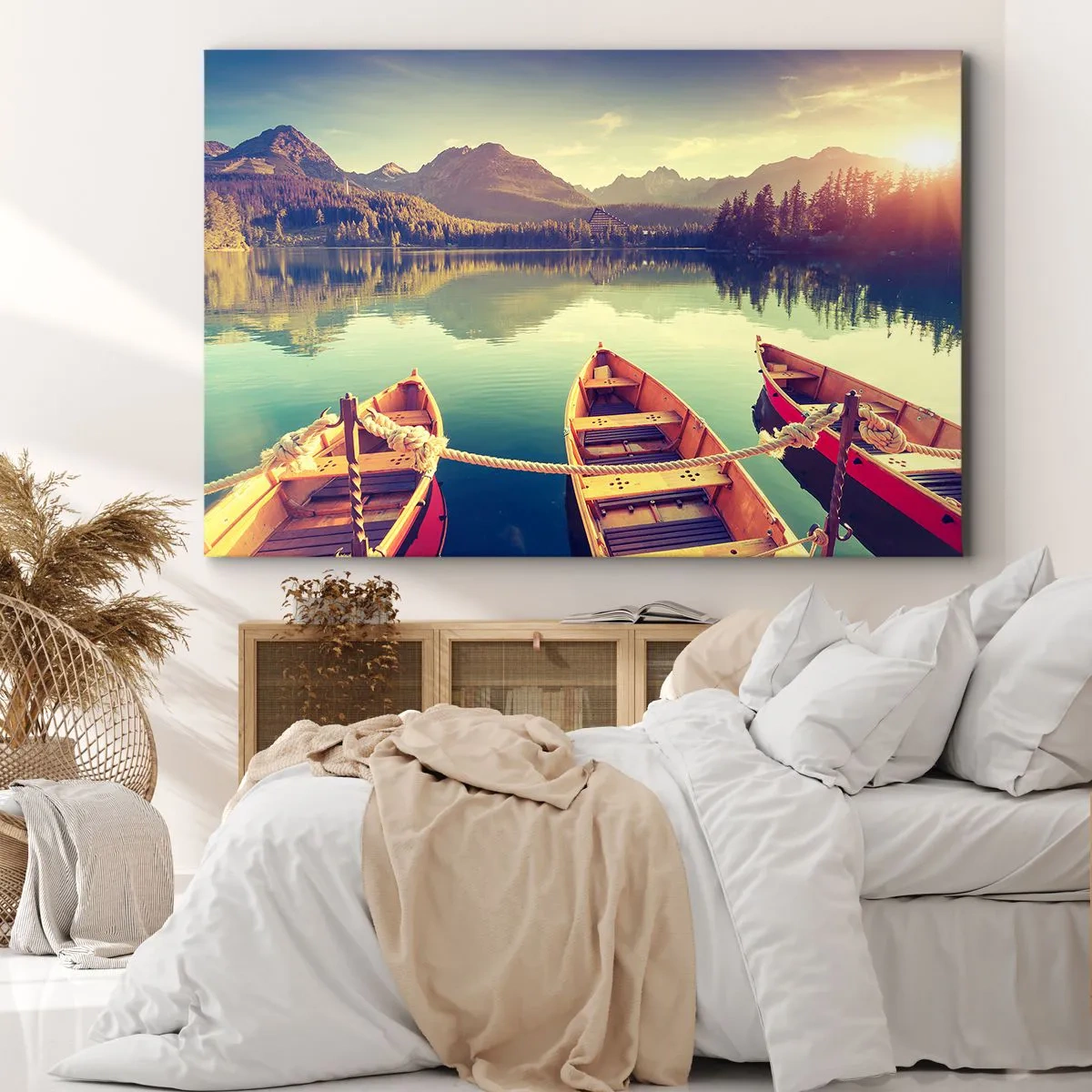 Canvastavla - Bild på duk - Båtar på en lugn sjö omgiven av berg vid solnedgången - 70x50cm - Leva dess rätter - Modern väggdekoration för vardagsrum och sovrum ARTTOR