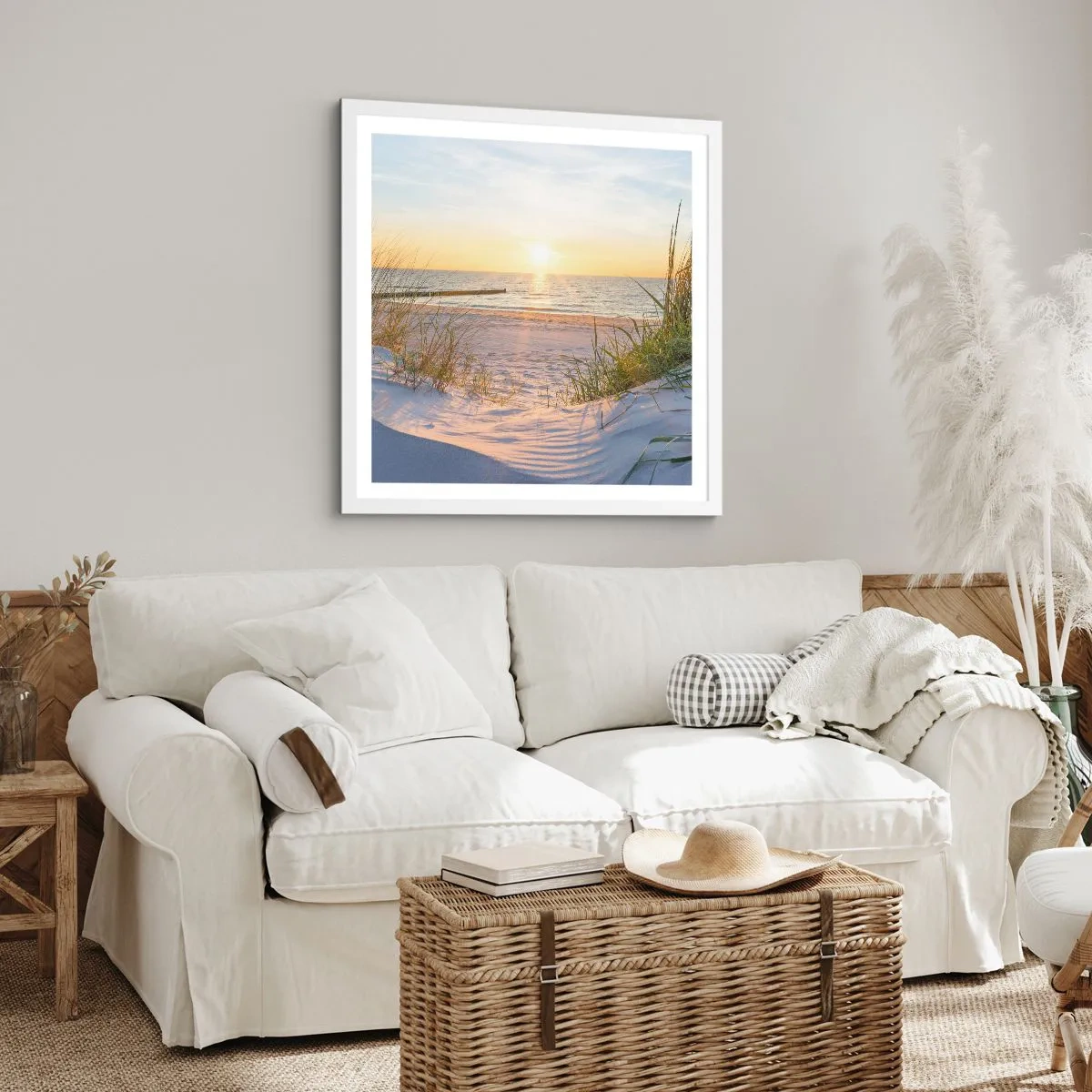 Affisch i vit ram - Havets brus, fågelsång, tom strand bland träden - 40x40 cm