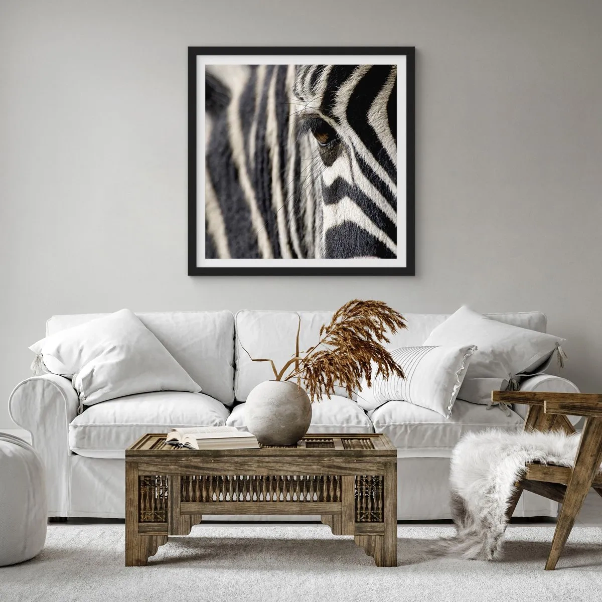 Affisch i svart ram - Randig porträtt - 40x40 cm