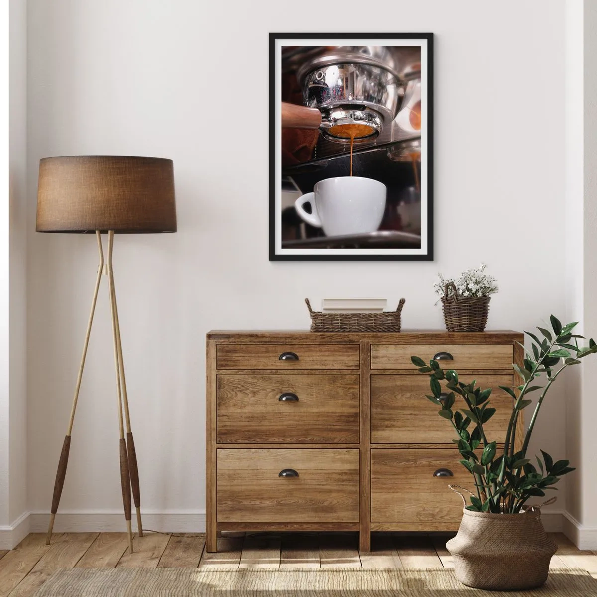 Affisch i svart ram - En kaffemaskin som häller färsk espresso i en kopp - 50x70cm - En bra stund på dagen - Modern väggdekoration för vardagsrum och sovrum ARTTOR