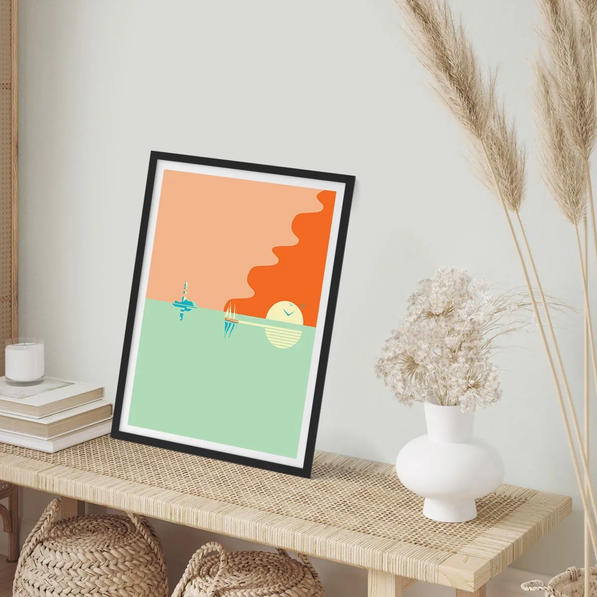 Affisch i svart ram - En minimalistisk solnedgång med en segelbåt i bakgrunden - 50x70cm - Perfekt havslandskap - Modern väggdekoration för vardagsrum och sovrum ARTTOR