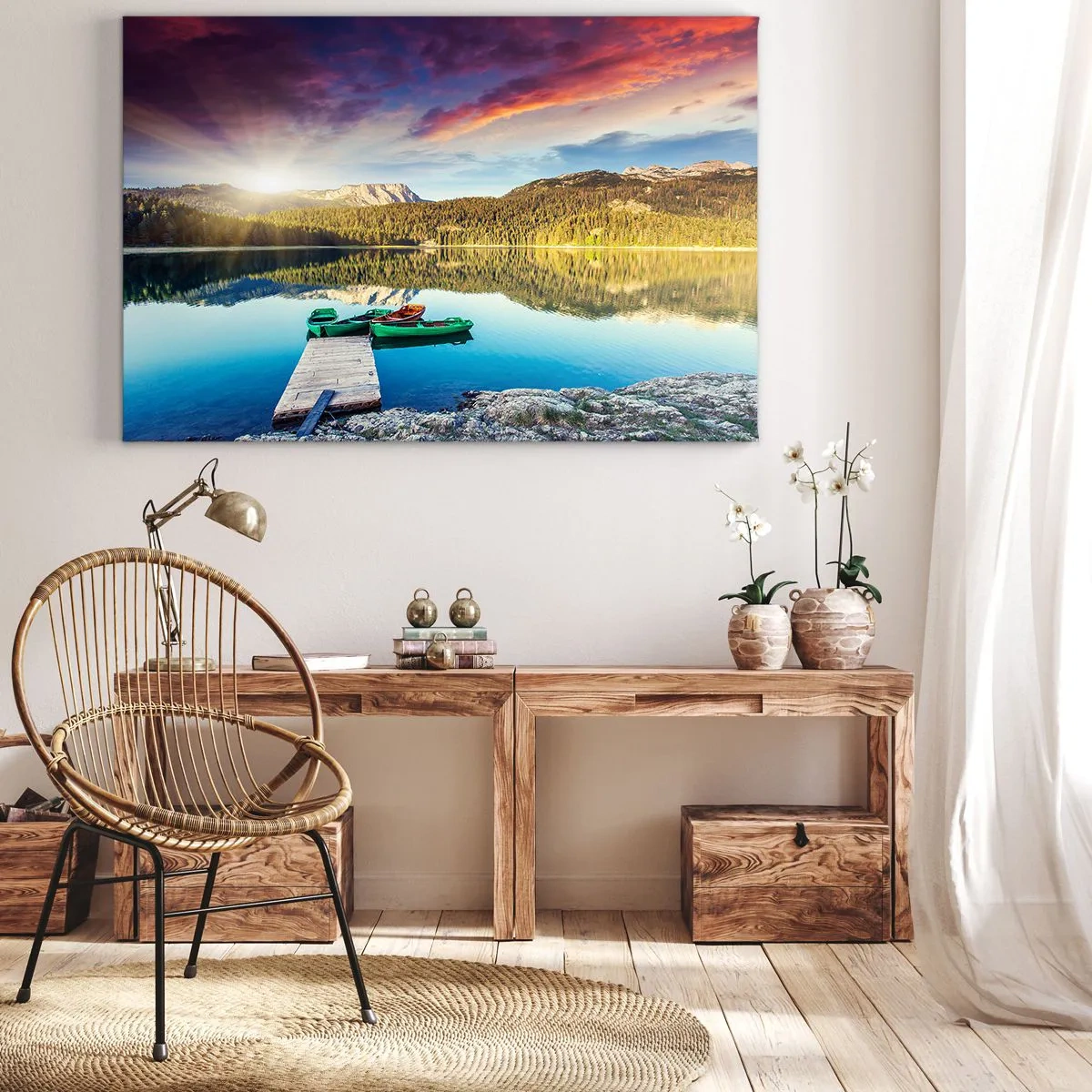 Canvastavla - Bild på duk - Solnedgång över sjön med båtar vid piren - 70x50cm - Vid spegelklart vatten - Modern väggdekoration för vardagsrum och sovrum ARTTOR