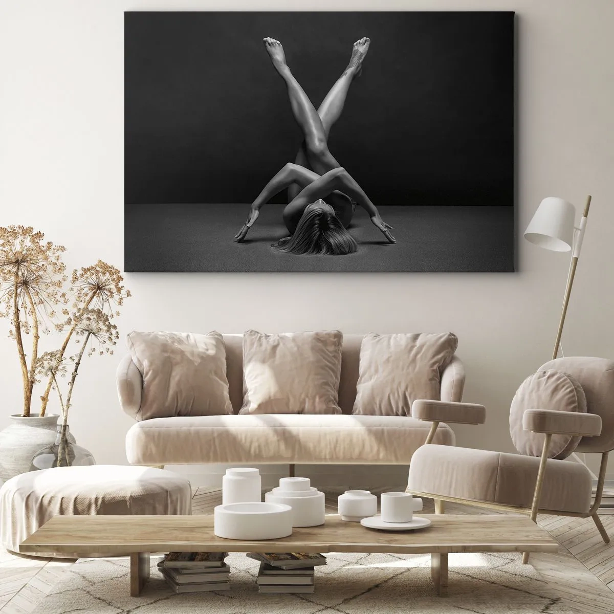 Canvastavla - Bild på duk - En konstnärlig tolkning av en kvinna i svartvitt - 70x50cm - Nakenhetens geometri - Modern väggdekoration för vardagsrum och sovrum ARTTOR