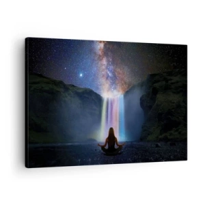 Canvastavla - Bild på duk - Meditation framför ett vattenfall bland stjärnorna - 70x50cm - Absolut harmoni - Modern väggdekoration för vardagsrum och sovrum ARTTOR