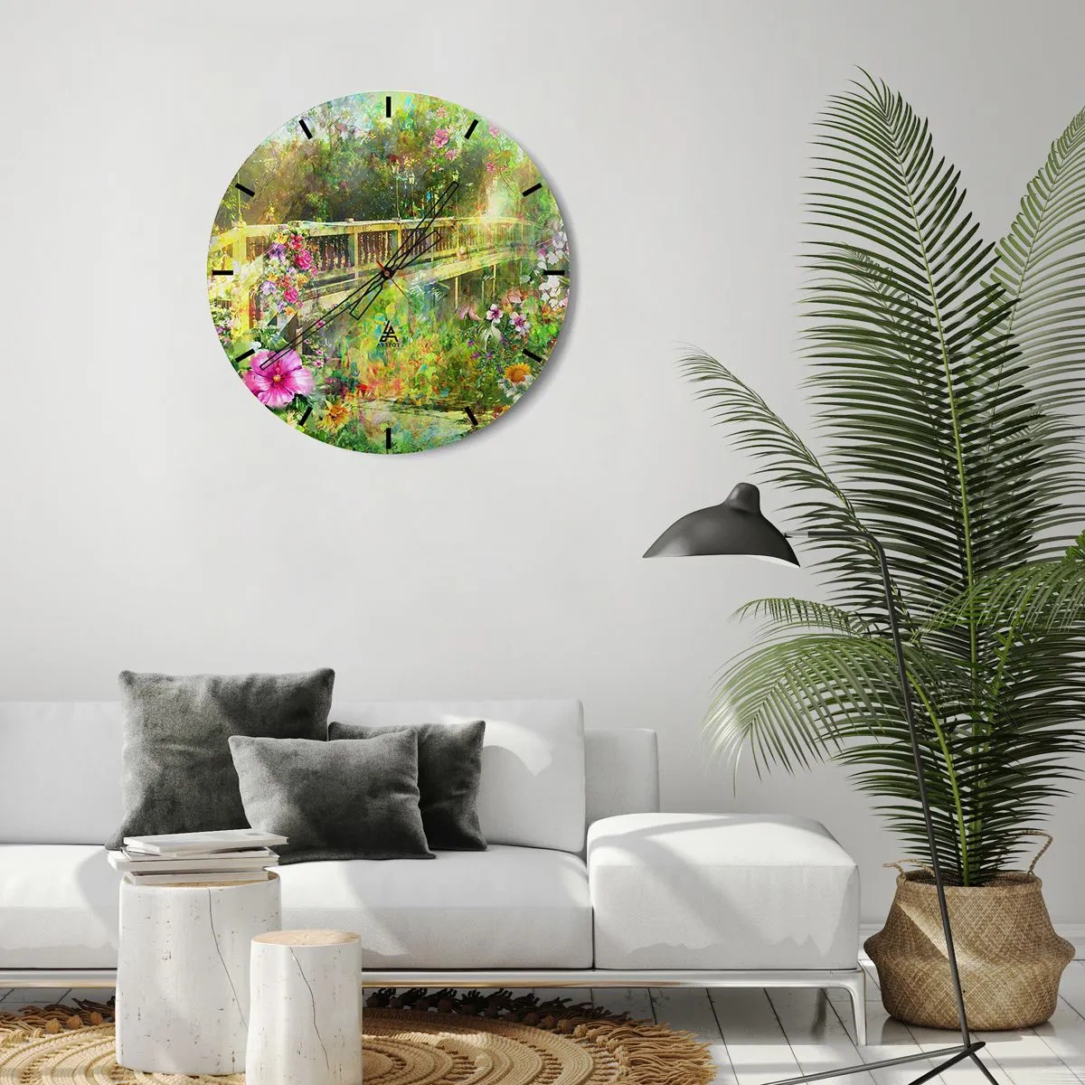 Väggklocka - Klocka på glas - En bro omgiven av blommor i sommarträdgården - 30x30cm - Vårsuckarnas bro - Modern väggdekoration för vardagsrum, kök och sovrum ARTTOR