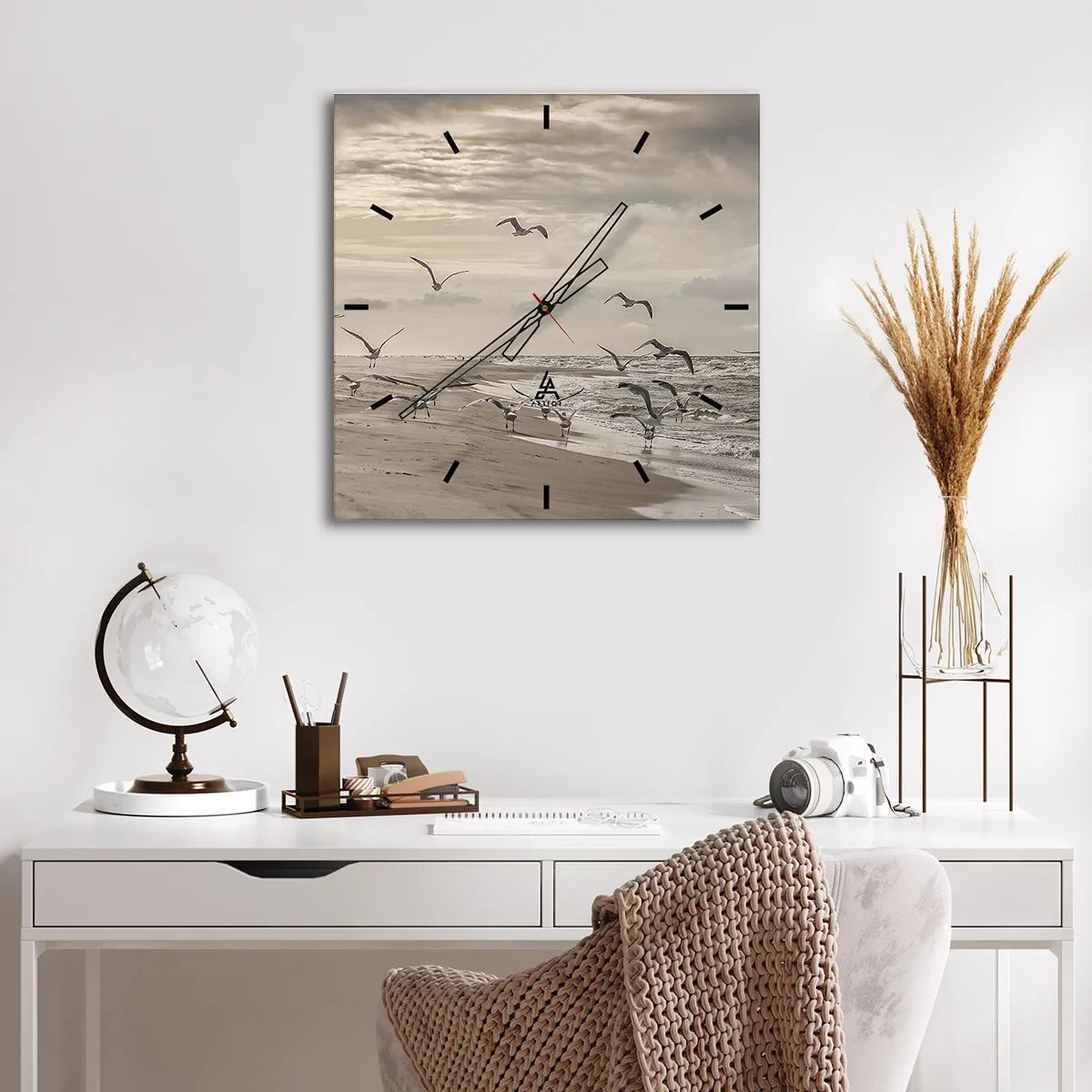 Väggklocka - Klocka på glas - Havets brus, fågelsång - 30x30 cm