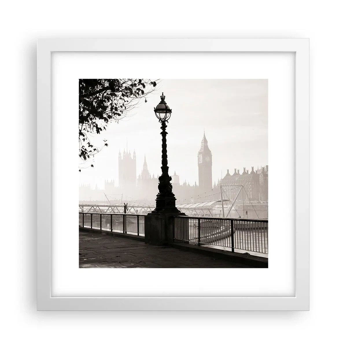 Affisch i vit ram - Morgon i London - 30x30 cm