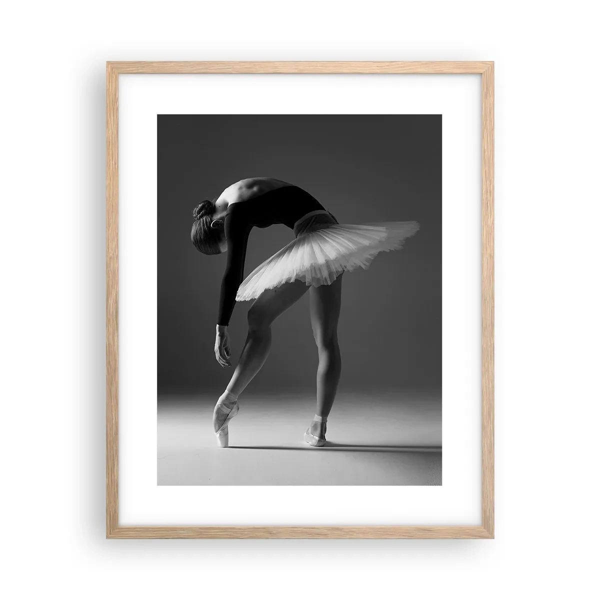 Affisch i ram av ljusek - Bella ballerina - 40x50 cm