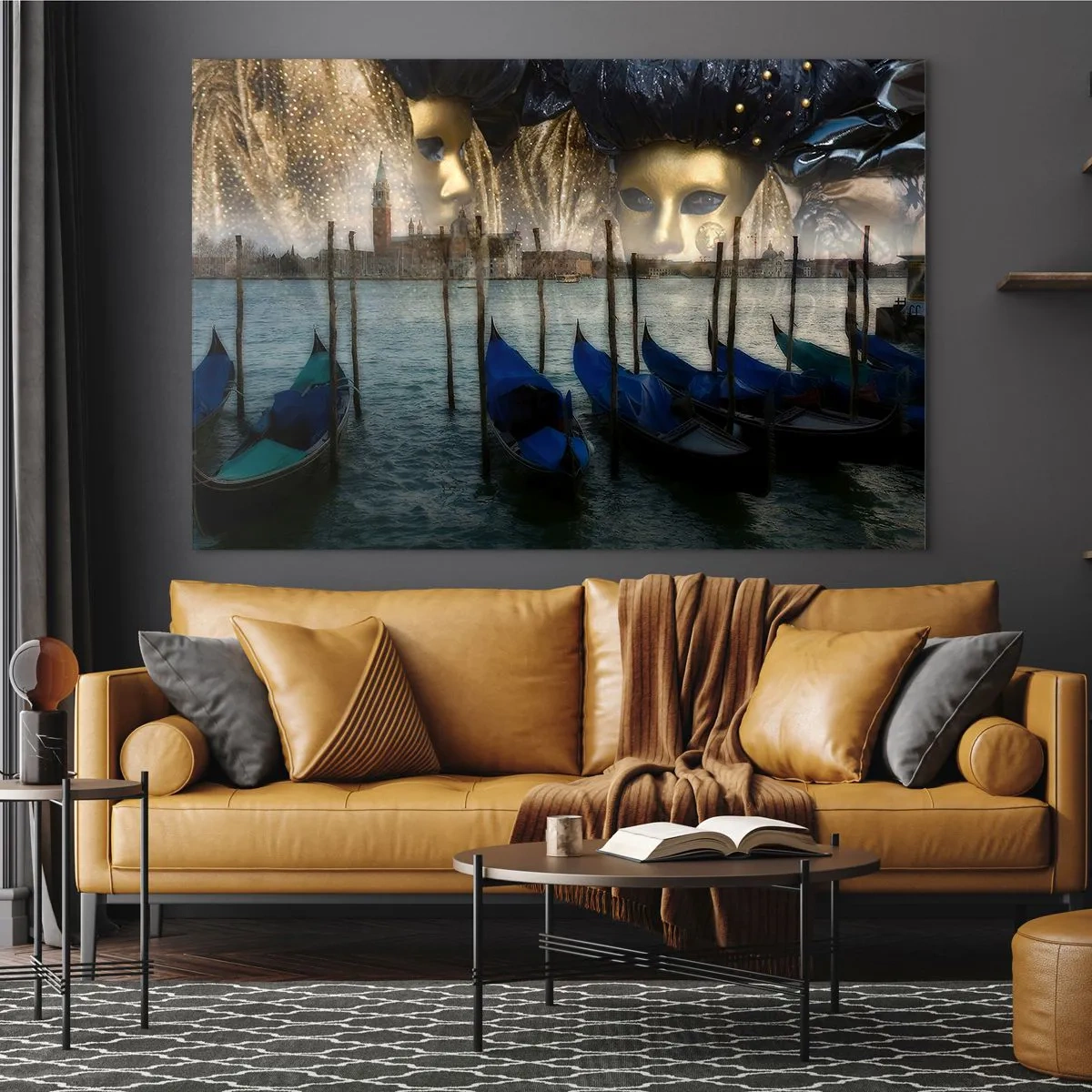 Glastavla - Bild på glas - Venedig med gondoler och karnevalsmasker - 70x50cm - På tiden att starta karnevalen - Modern väggdekoration för vardagsrum och sovrum ARTTOR