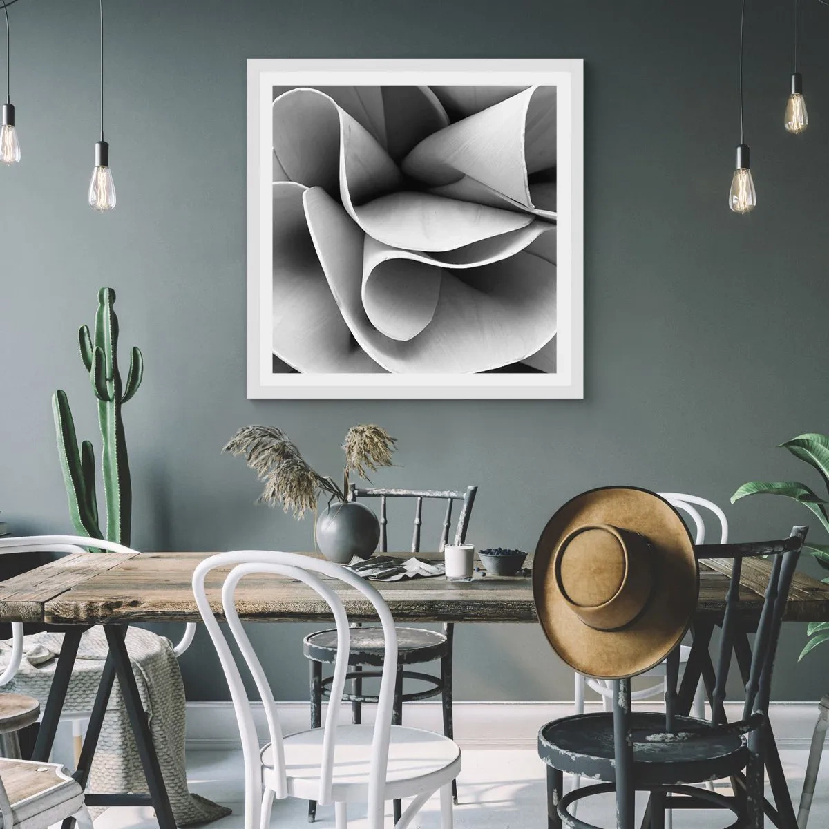 Affisch i vit ram - Det händer i rummet - 50x50 cm