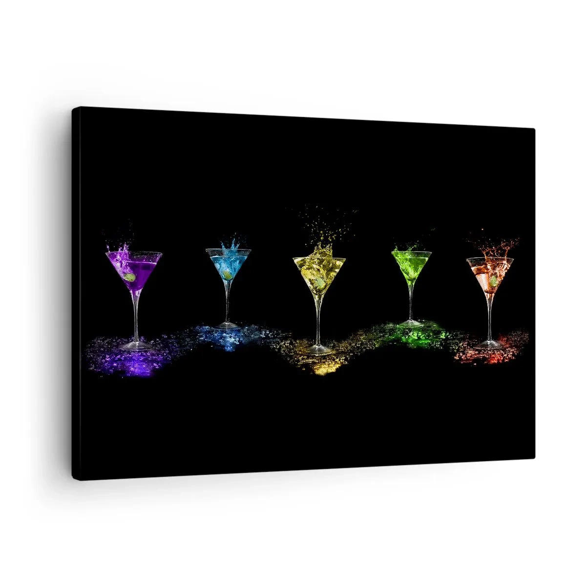 Canvastavla - Bild på duk - Färgglada cocktails i glas på svart bakgrund - 70x50cm - Glädjens färger i kristallglaset - Modern väggdekoration för vardagsrum och sovrum ARTTOR