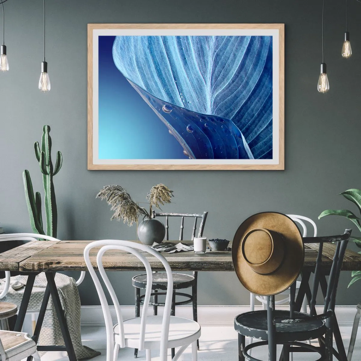 Affisch i ram av ljusek - Dolda droppar av blått - 70x50 cm