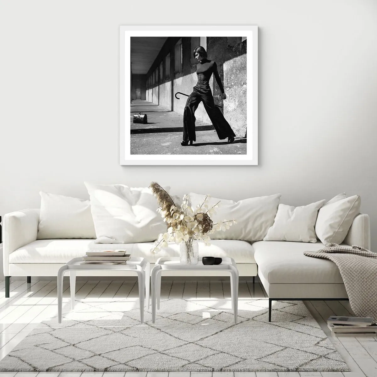 Affisch i vit ram -  Stadselegans - 30x30 cm