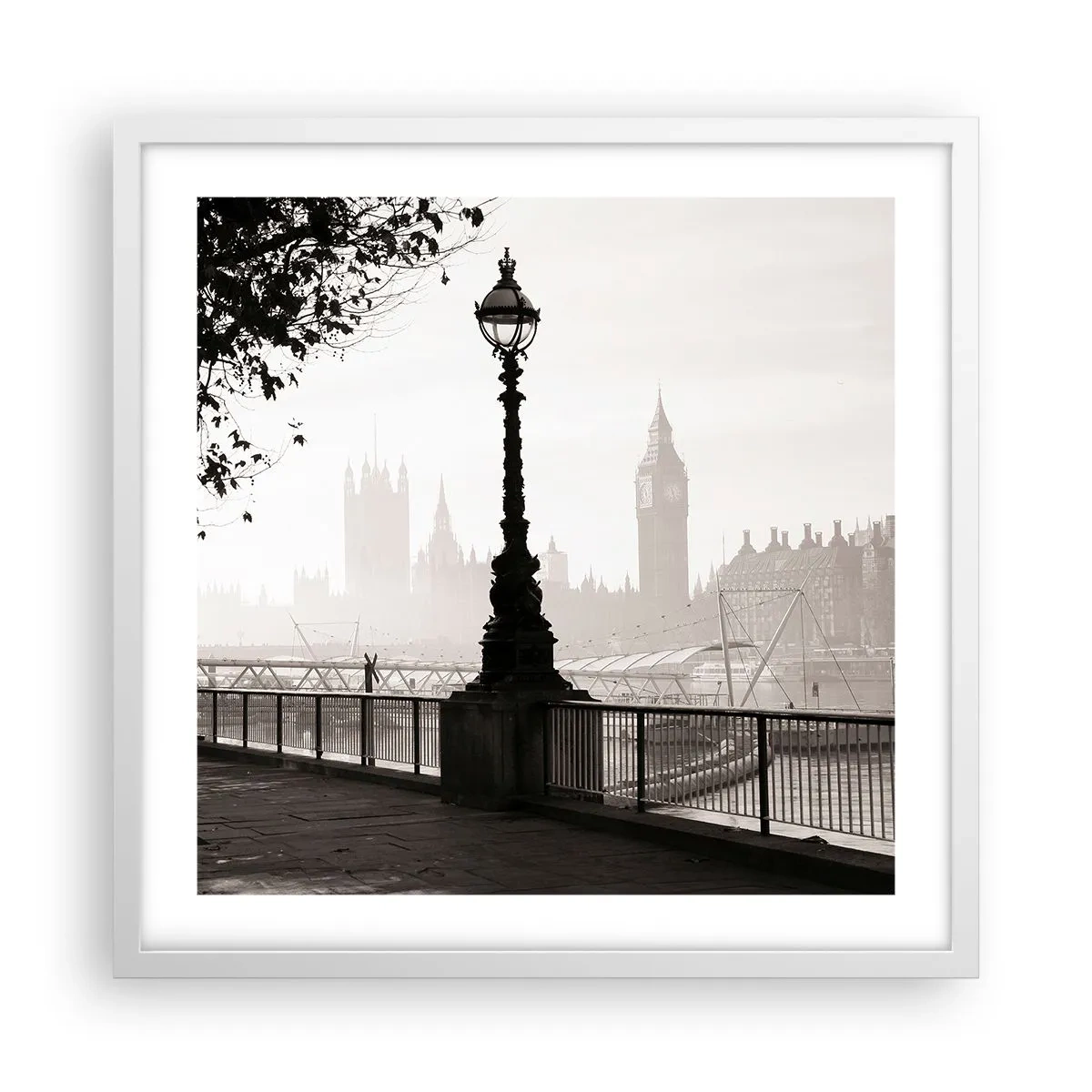 Affisch i vit ram - Morgon i London - 50x50 cm