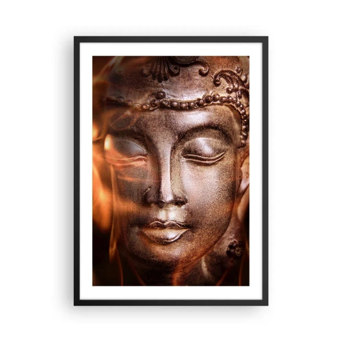Affisch i svart ram - Buddhaskulptur som glöder med varmt ljus - 50x70cm - Det finns bara här och nu - Modern väggdekoration för vardagsrum och sovrum ARTTOR