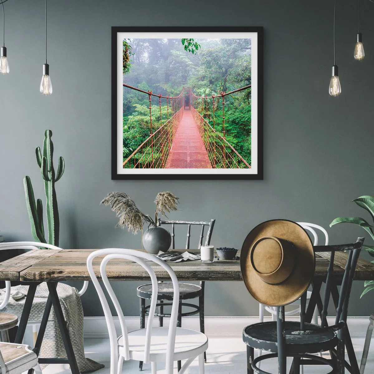 Affisch i svart ram - Upphängd i trädkronorna - 40x40 cm