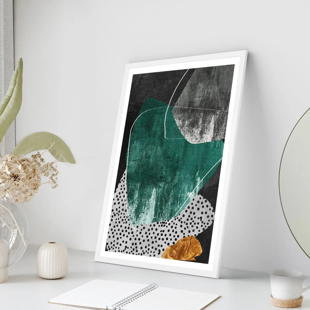 Affisch i vit ram - Färgstark abstraktion med en guldflinga - 50x70 cm