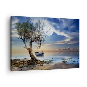 Canvastavla - Bild på duk - Ett ensamt träd och en båt på lugnt vatten under fullmåne. - 70x50cm - Är det slut eller början? - Modern väggdekoration för vardagsrum och sovrum ARTTOR