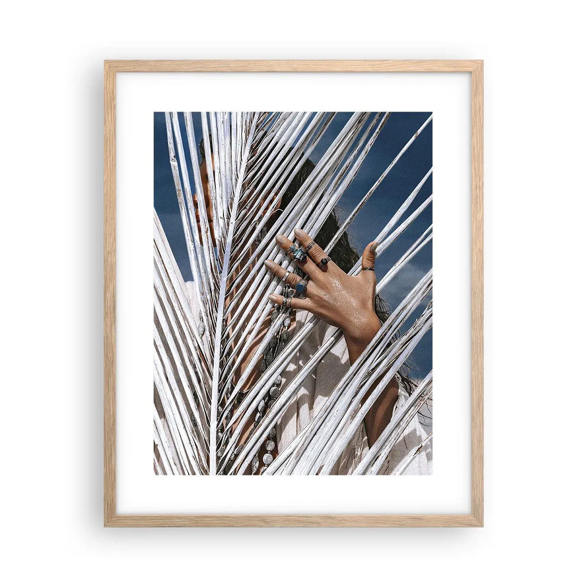 Affisch i ram av ljusek - Schamanens flickvän? - 40x50 cm