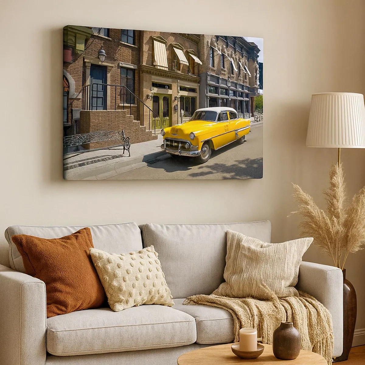 Canvastavla - Bild på duk - En gul taxi på en gata kantad med hyreshus - 70x50cm - Once Upon a Time in America - Modern väggdekoration för vardagsrum och sovrum ARTTOR