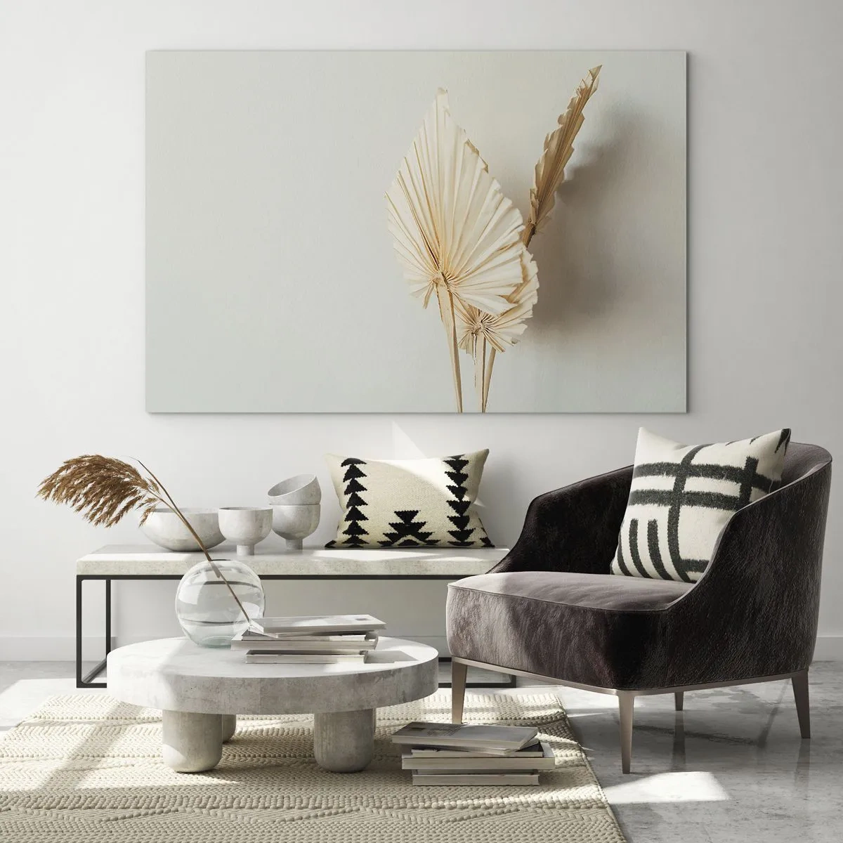 Glastavla - Bild på glas - Torkade palmblad i beige toner mot en ljus bakgrund - 70x50cm - När du behöver stillhet - Modern väggdekoration för vardagsrum och sovrum ARTTOR