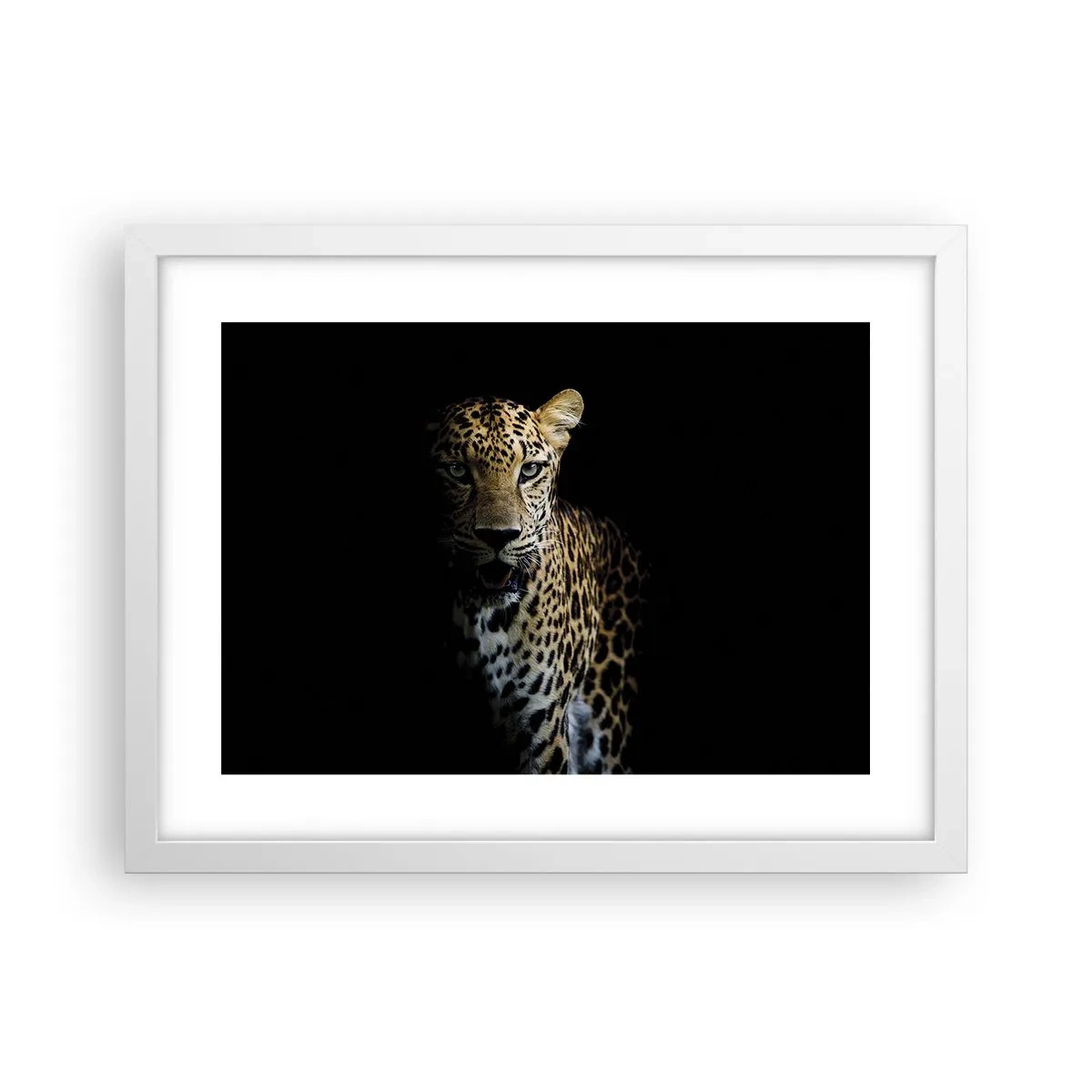Affisch i vit ram - Mörk skönhet - 40x30 cm
