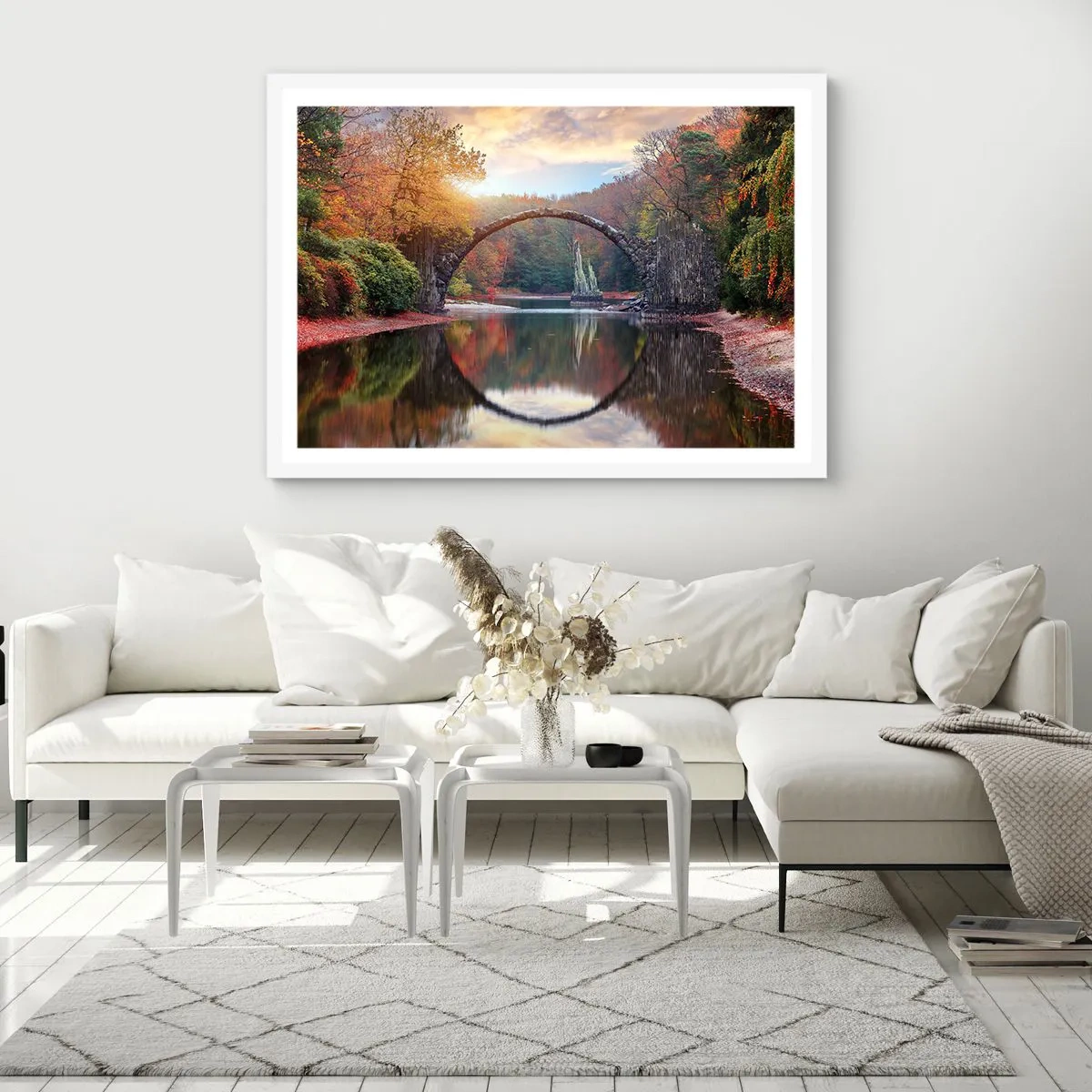 Affisch i vit ram - På andra sidan av spegeln - 91x61 cm