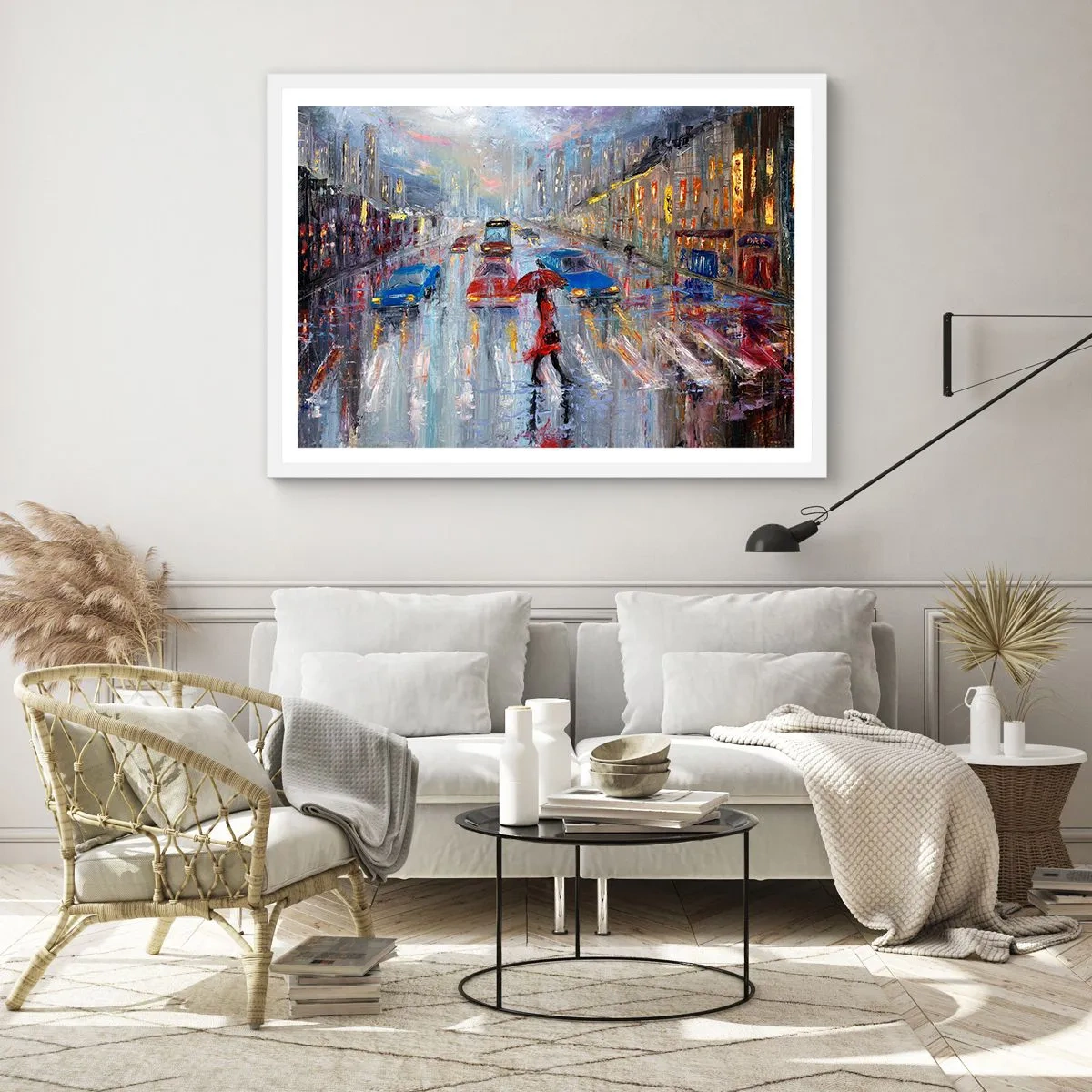 Affisch i vit ram - Regnig eftermiddag i staden - 100x70 cm