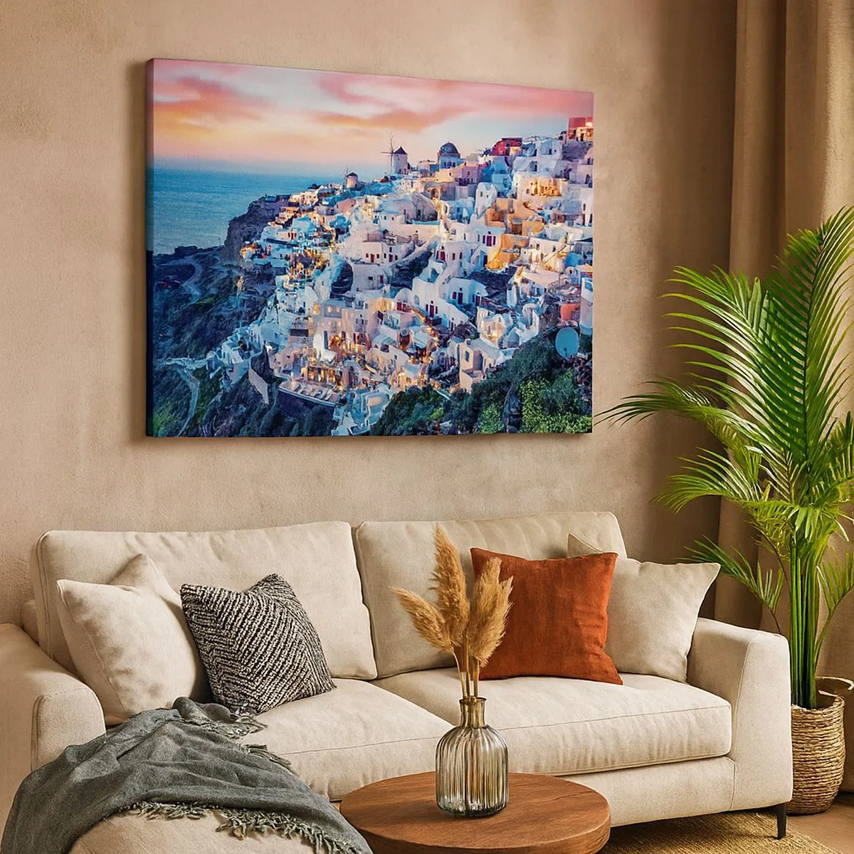 Canvastavla - Bild på duk - Santorini vid solnedgången med vita byggnader på kullen - 70x50cm - Din stora grekiska semester - Modern väggdekoration för vardagsrum och sovrum ARTTOR