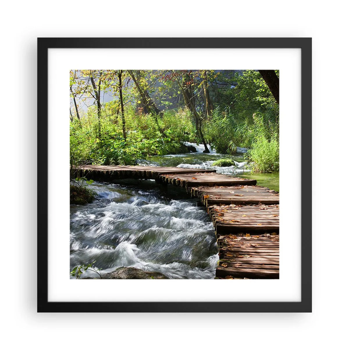 Affisch i svart ram - Över skummande kaskad - 40x40 cm