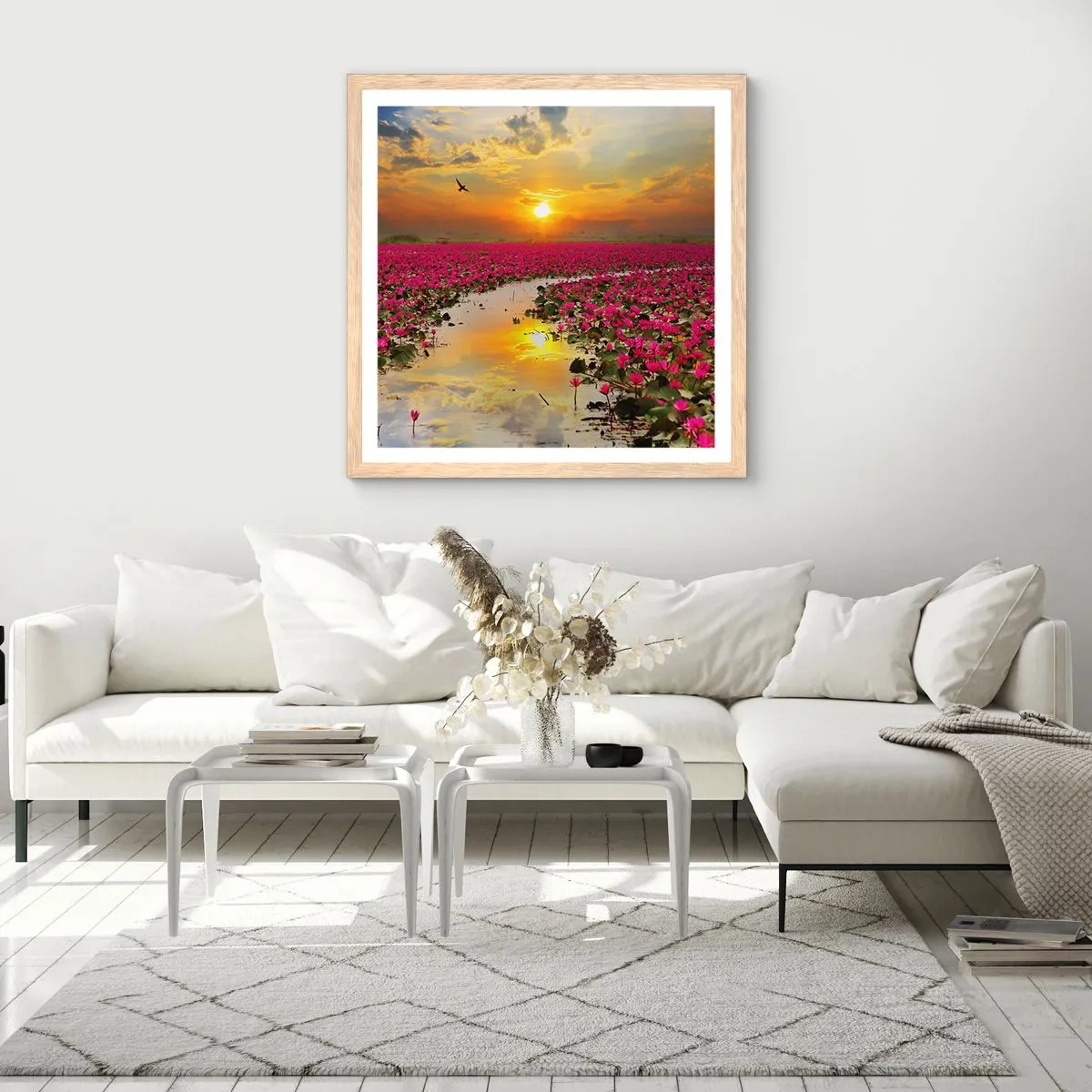 Affisch i ram av ljusek - Sjöns hemlighetsfulla liv - 50x50 cm