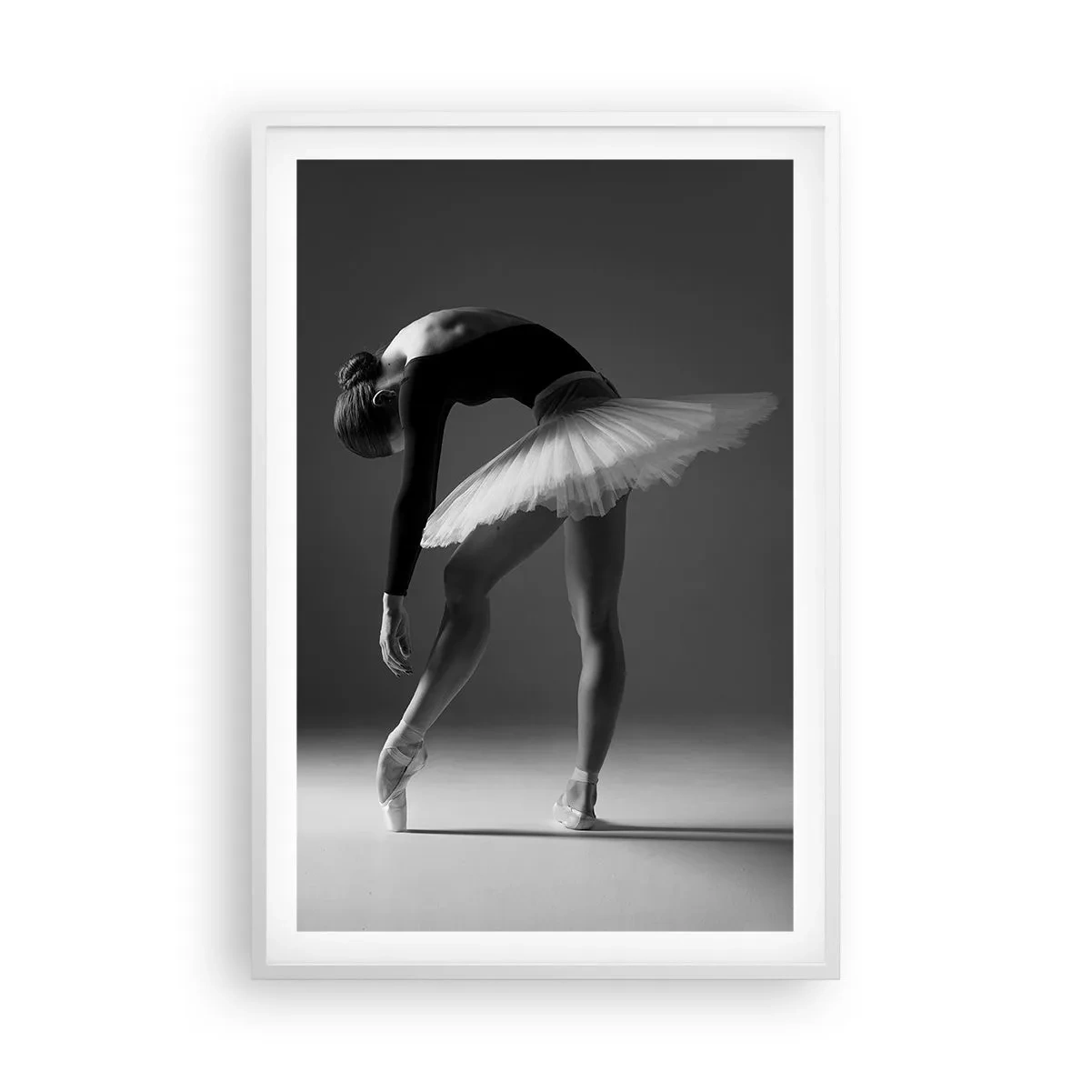 Affisch i vit ram - Bella ballerina - 61x91 cm