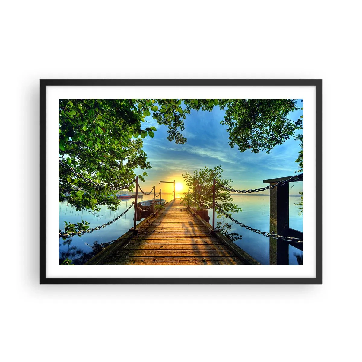 Affisch i svart ram - Solnedgång vid vatten - 70x50 cm