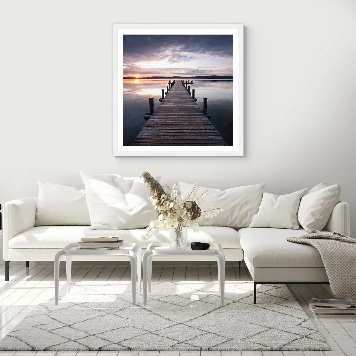 Affisch i vit ram - Den tysta gränsen mellan dag och natt - 50x50 cm