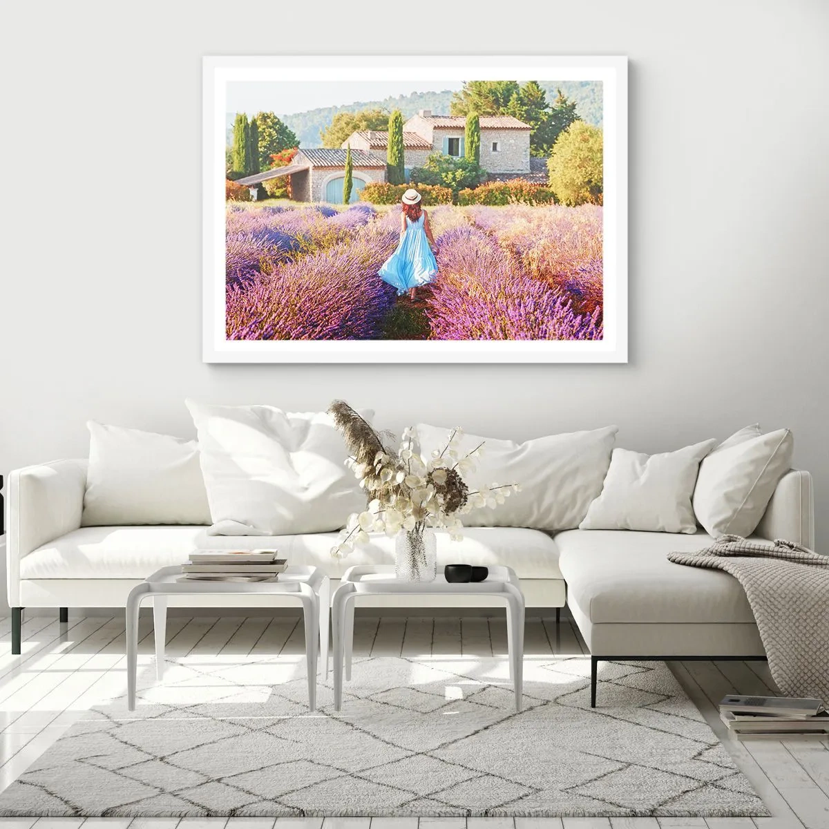 Affisch i vit ram - Lavendelflicka - 70x50 cm