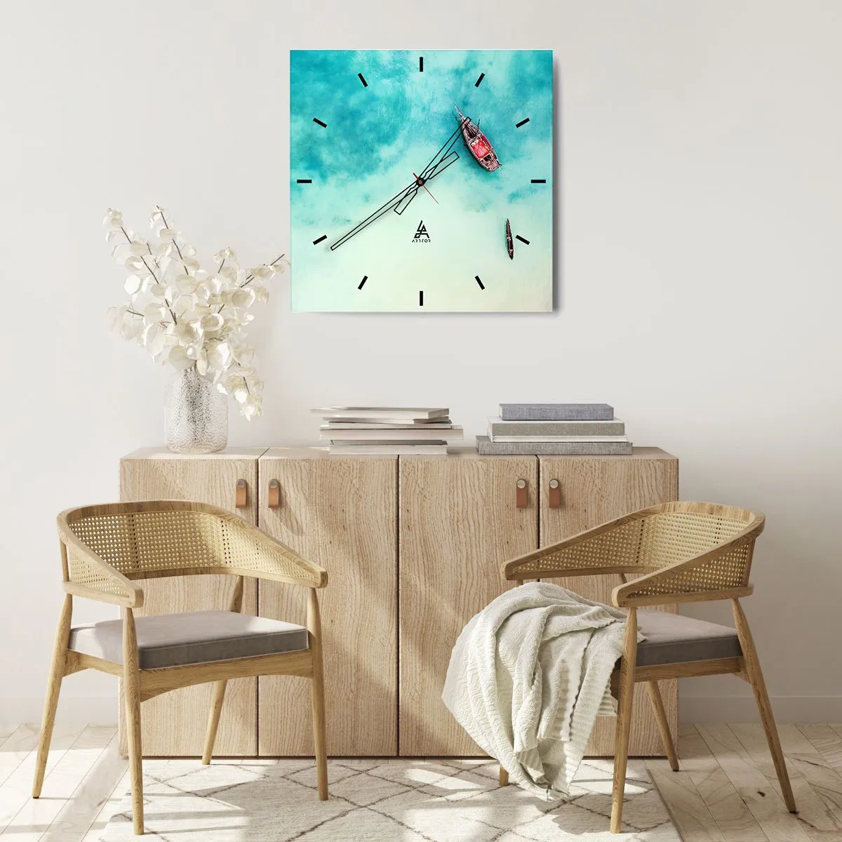 Väggklocka - Klocka på glas - Högvatten på stranden i Zanzibar… - 40x40 cm