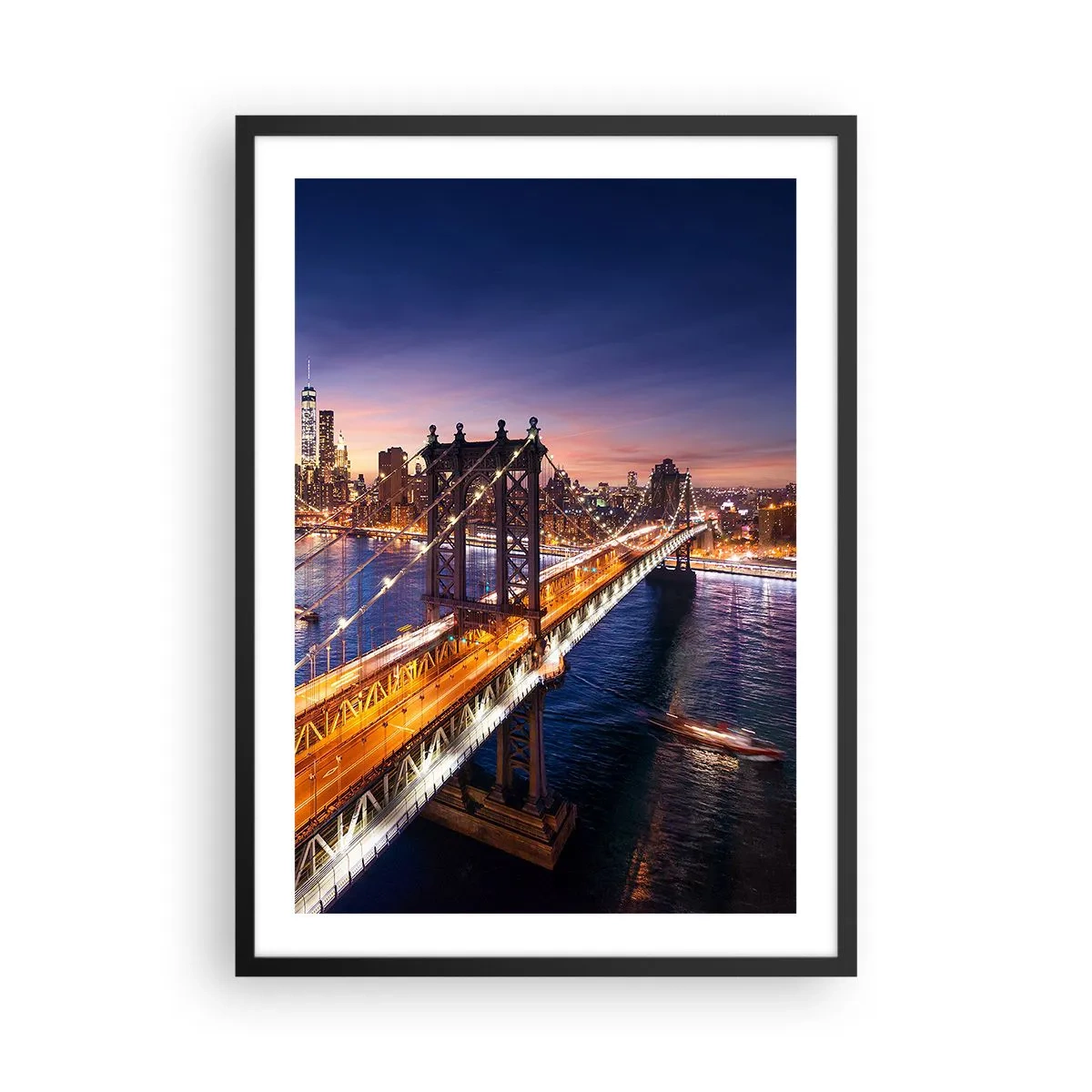 Affisch i svart ram - New York City Bridge på natten med utsikt över staden - 50x70cm - Över ljusbron till stadens hjärta - Modern väggdekoration för vardagsrum och sovrum ARTTOR