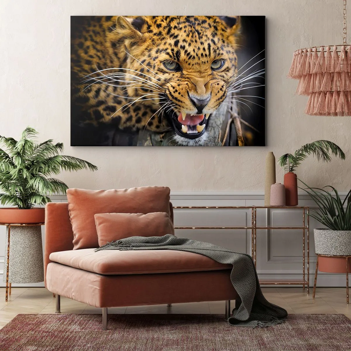 Canvastavla - Bild på duk - En närbild av en hotfull leopard med blottade huggtänder. - 70x50cm - Gå inte fram, jag varnar! - Modern väggdekoration för vardagsrum och sovrum ARTTOR