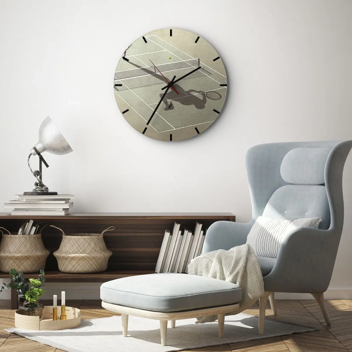 Väggklocka - Klocka på glas - En minimalistisk silhuett av en tennisspelare på banan - 30x30cm - Övervinna sig själv - Modern väggdekoration för vardagsrum, kök och sovrum ARTTOR