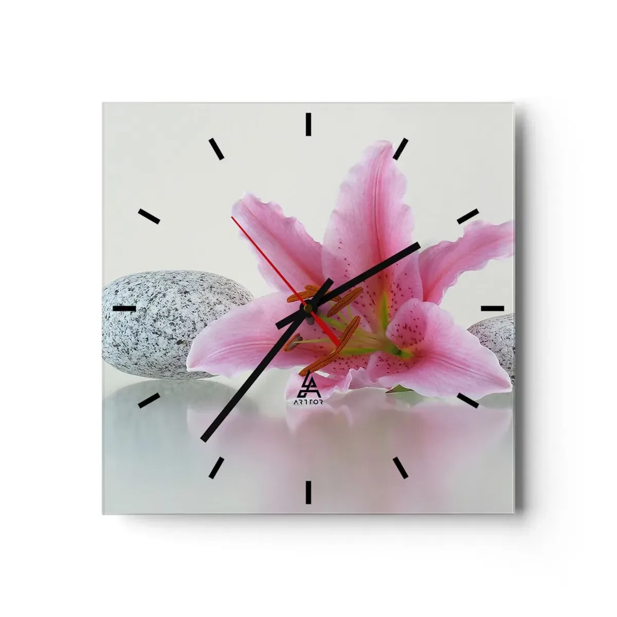 Väggklocka - Klocka på glas - En studie i rosa, grå och vit - 30x30 cm